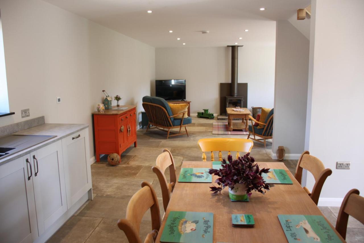 Wonderfully Spacious Luxury Holiday Cottage Billingshurst Exteriör bild