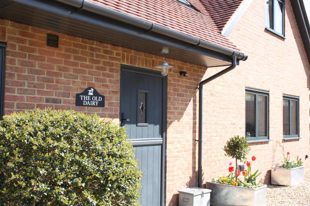 Wonderfully Spacious Luxury Holiday Cottage Billingshurst Exteriör bild