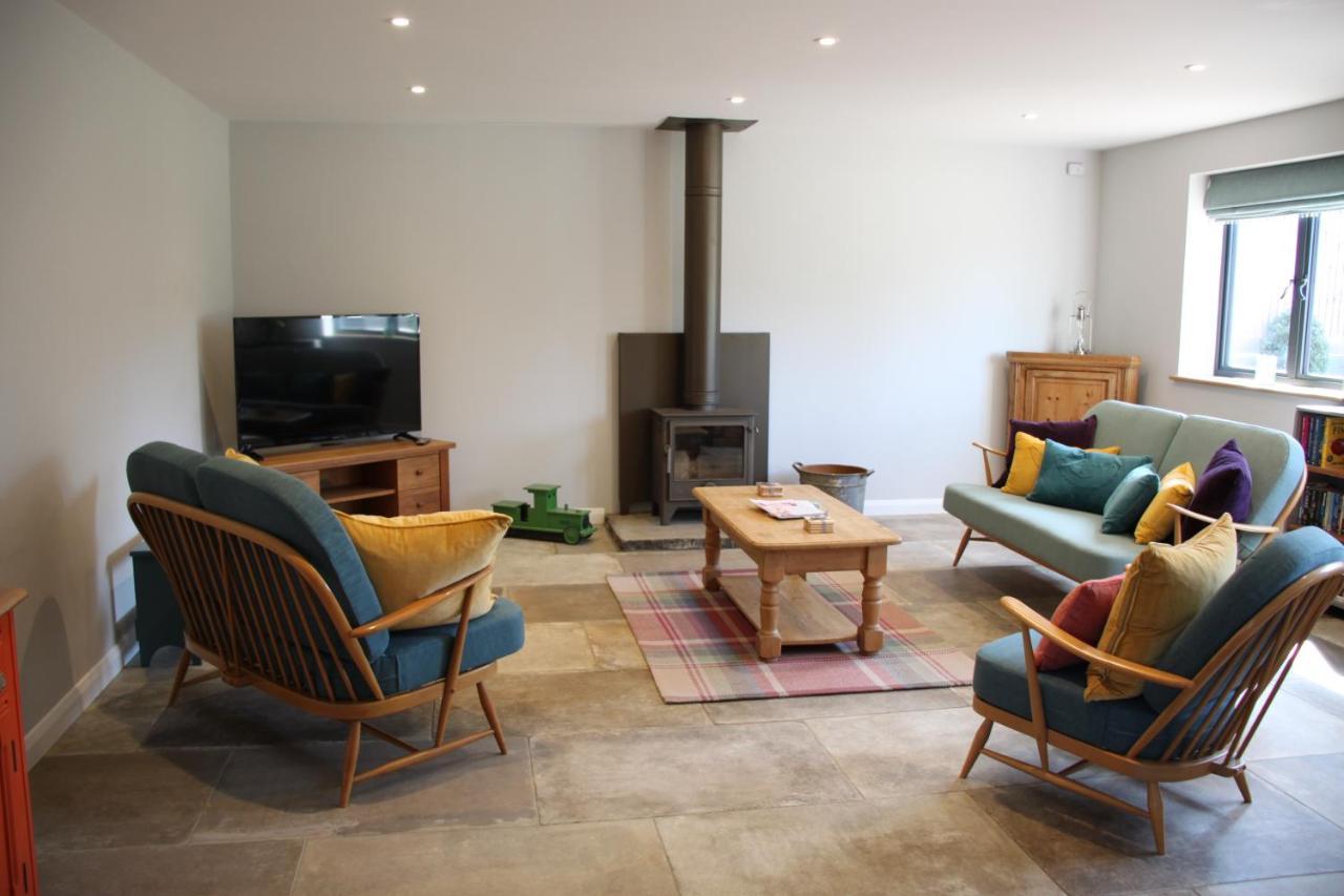 Wonderfully Spacious Luxury Holiday Cottage Billingshurst Exteriör bild