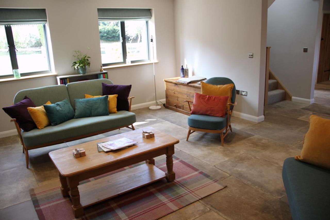Wonderfully Spacious Luxury Holiday Cottage Billingshurst Exteriör bild