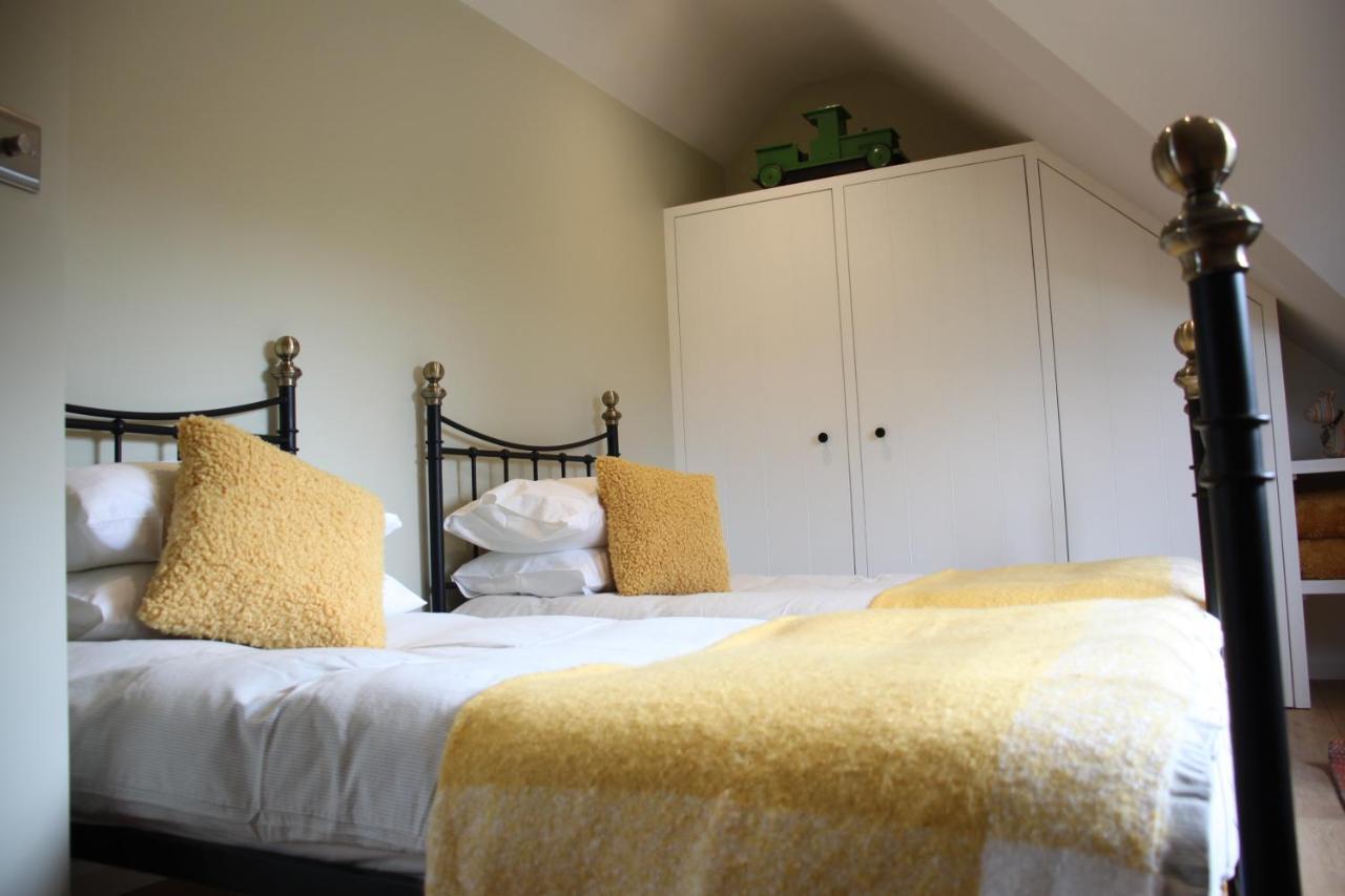 Wonderfully Spacious Luxury Holiday Cottage Billingshurst Exteriör bild