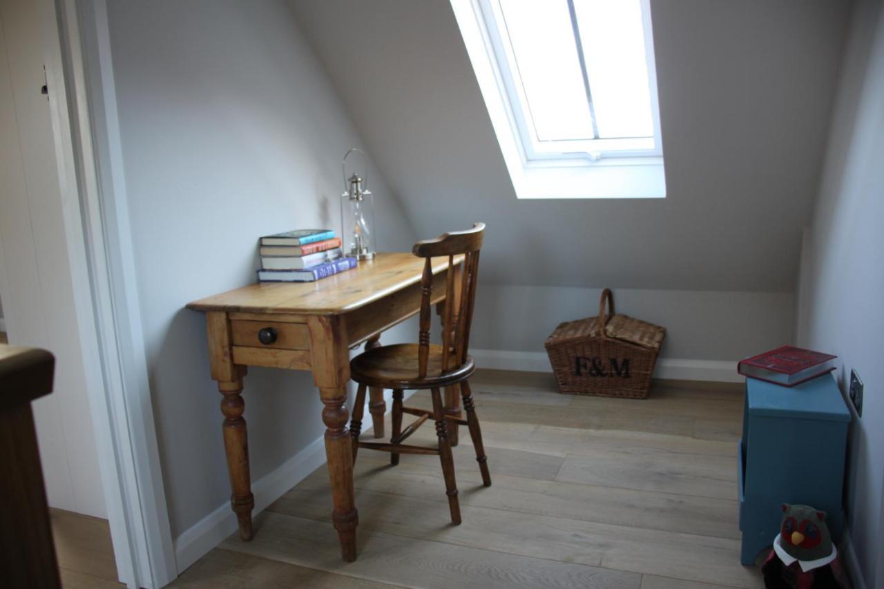Wonderfully Spacious Luxury Holiday Cottage Billingshurst Exteriör bild