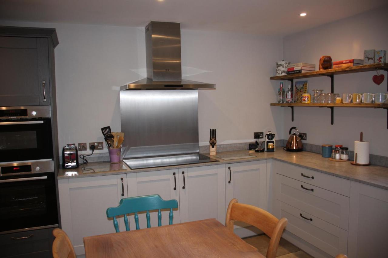 Wonderfully Spacious Luxury Holiday Cottage Billingshurst Exteriör bild